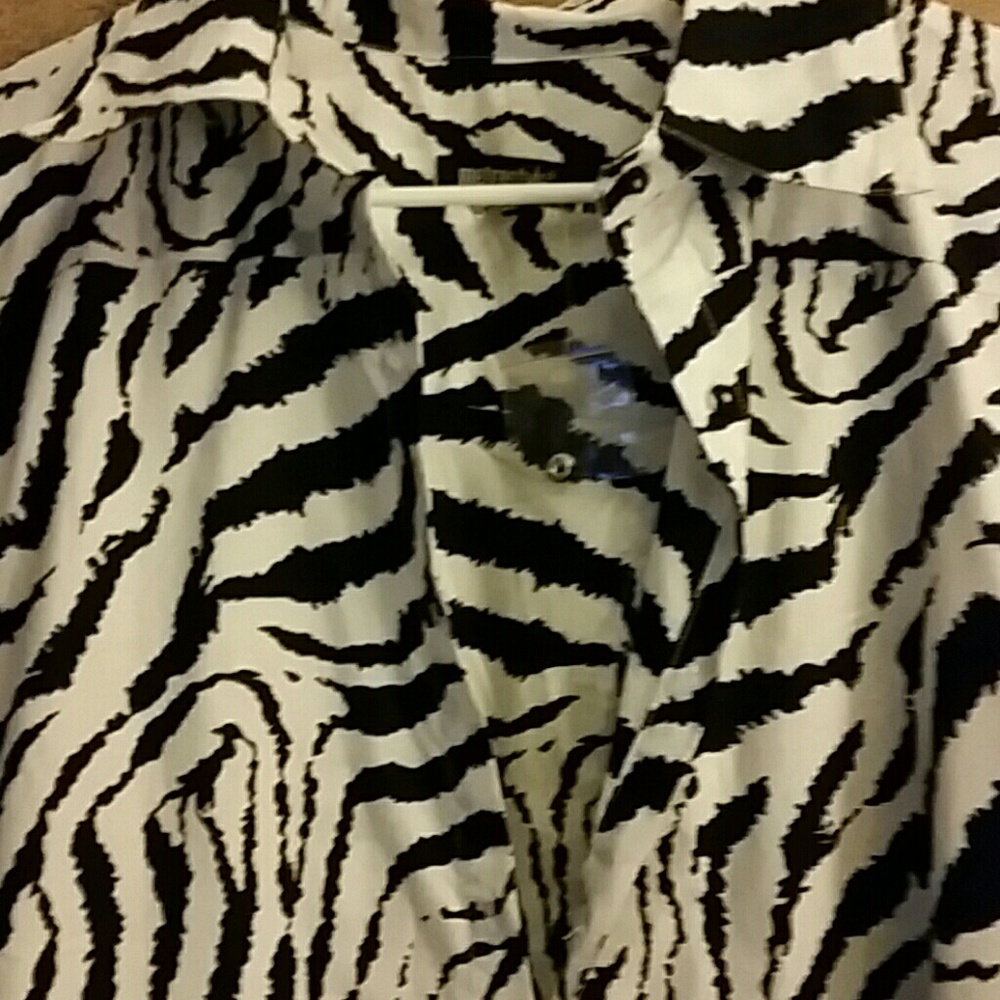 High  low shirt - Picture 2 of 4